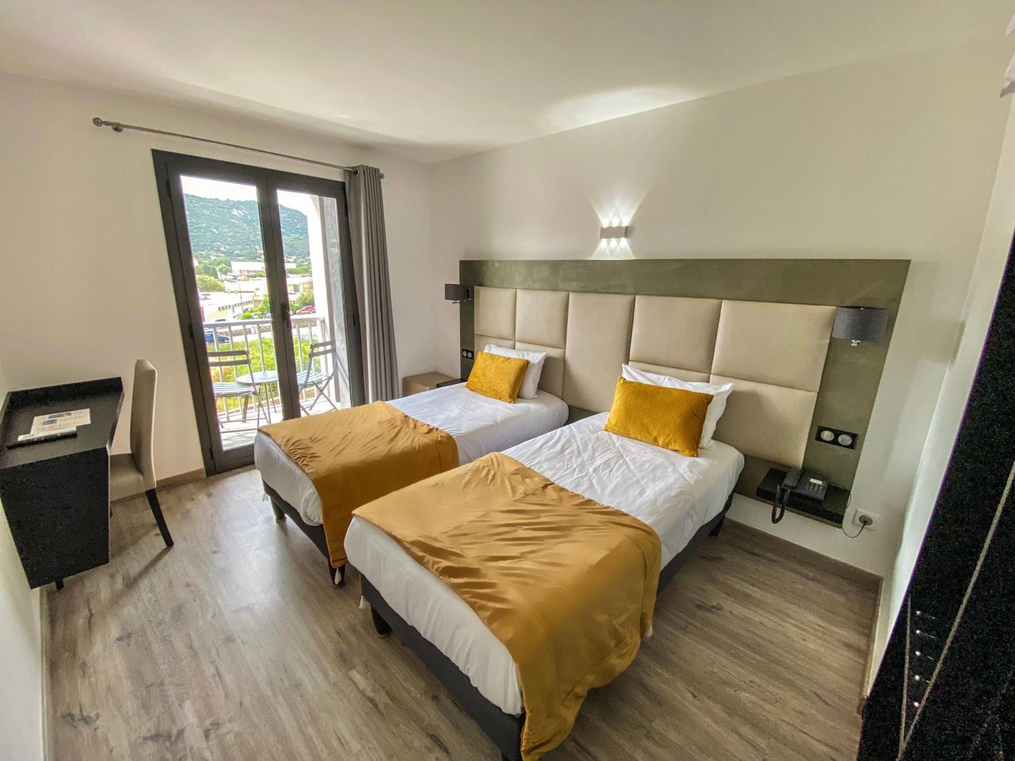 Maria Stella 3* L'Ile-Rousse (Corsica)